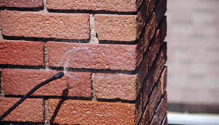 حفظ رنگ طبیعی آجر نما با نانو